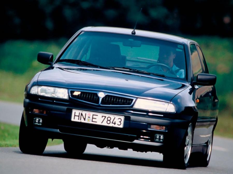  Lancia Delta HPE 2.0 16v HF Turbo 1995 года  (фото 3 из 4)